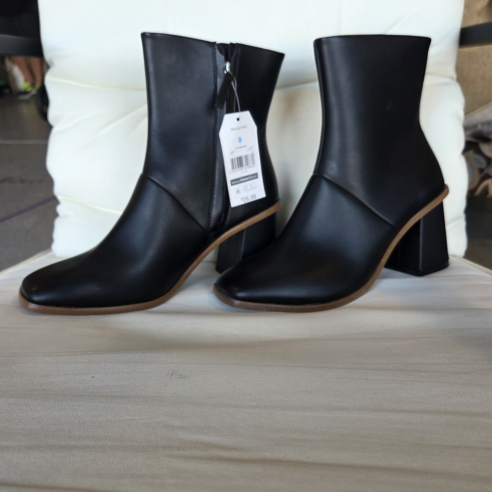Time and Tru Black Heeled Boots with Block Heel